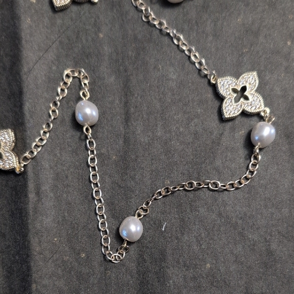 Silver Plate Necklace & Bracelet - Picture 3 of 7